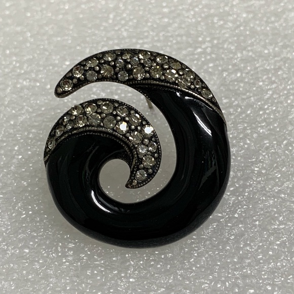 Vintage pin - Picture 6 of 9